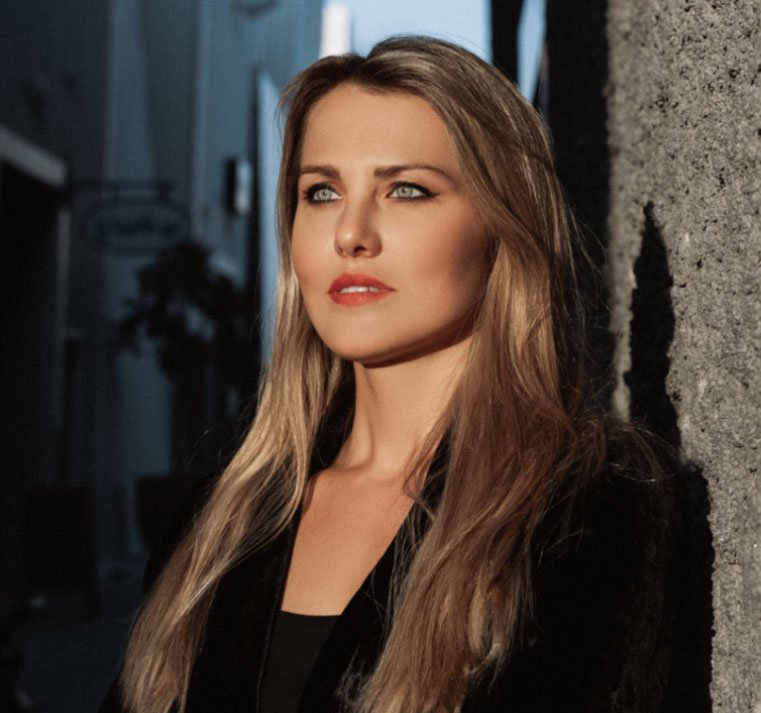 Veronica Kohlbecker, Sunoom